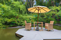 Thalassa Dive & Wellbeing Resort Manado Hoteles en Bunaken