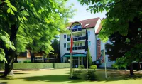 Parkhotel Klüschenberg Ξενοδοχεία στην πόλη Funfseen