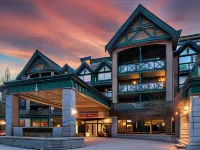 Pinnacle Hotel Whistler Hotels near Upper Village