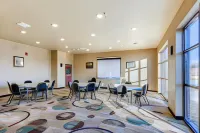 Cobblestone Inn & Suites - Waverly Hotels in Waverly