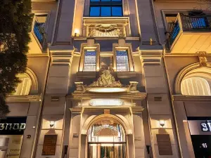Top 10 Four-Star Hotels in Baku