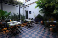 Casa Umare Hotels in Abasto