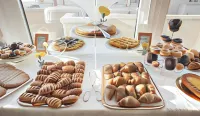 Hotel&Ristorante Miramonti Palazzo Storico - Aamiainen