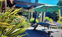 The Renishaw Rooms Hotels in Mosborough