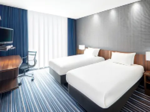 Holiday Inn Express ROTTERDAM - CENTRAL STATION by IHG โรงแรมในรอตเตอร์ดัม