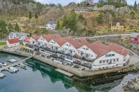 Tysnes Sjø og Fritid Hotels in Uggdal