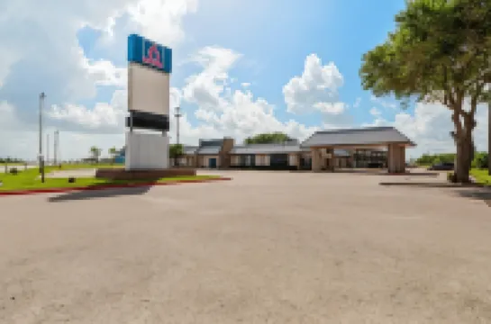 Motel 6 Port Lavaca, TX