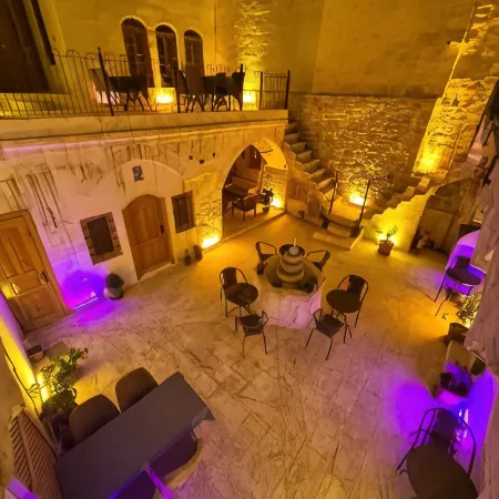 TESSERA HOTEL