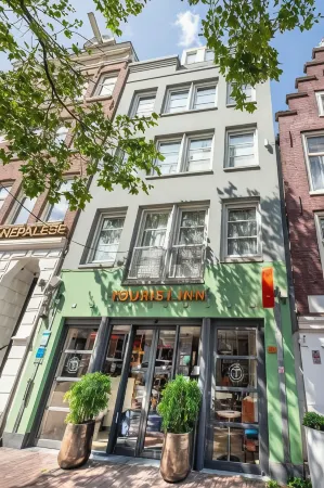 Tourist Inn One Отели рядом с достопримечательностью «Реформированная английская церковь»