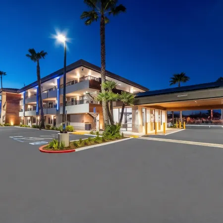 Studio 6 Suites Stockton, CA – Waterfront