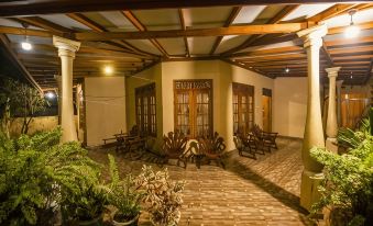 Wildlife Safari House