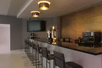 REDNYX Hotel - Quầy bar