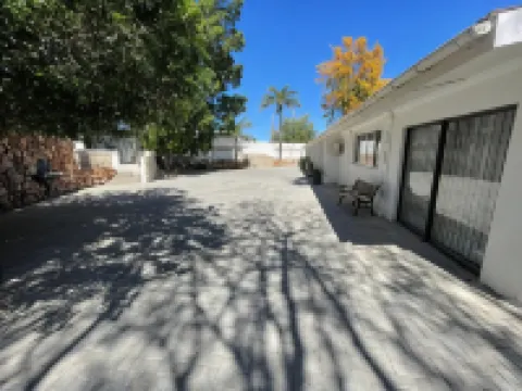 Namaqua Lodge Hotels in Vanrhynsdorp