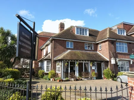 The Aldwick Отели рядом с достопримечательностью «Elmer Beach»