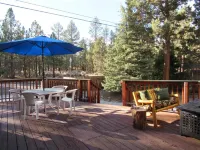 Super Cozy 2 Bedroom 1 Bath With Spa and Deck