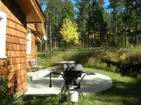 Little Elk Cottage in Scenic Vanocker Canyon - Beautiful Meadow Views!