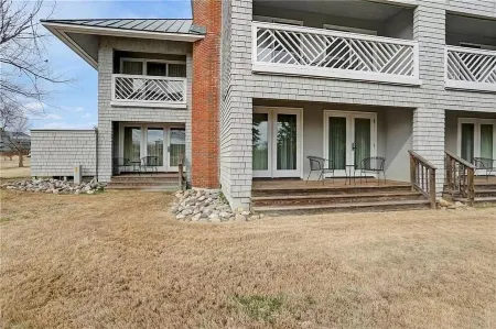 Kingsmill water-view studio, minutes to Busch Gardens & Colonial Williamsburg! Отели рядом с достопримечательностью «Tradewinds»