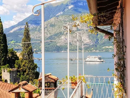 Downtown Varenna - Historic Centre by Villavistalago.it