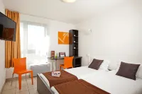 Cerise Strasbourg Hotels near Aérodrome Strasbourg Polygone