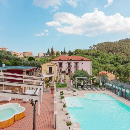 Residence Villa il Casale - Appartamenti Wellness e Piscina Riscaldata