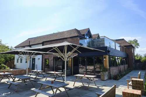 The Bowl Inn Hotels in Charing