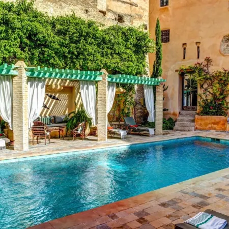 Riad Laaroussa