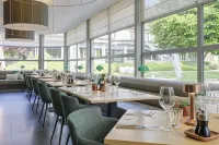 Le Côté Vert Hotels in Waterloo