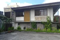 Twin Pines Suites Hotel a Tagaytay