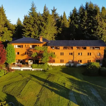 Le Bouquet Apart Hotel Hotels near Peninsula San Pedro
