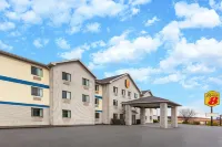Super 8 by Wyndham Uniontown PA Các khách sạn ở Xã Wharton