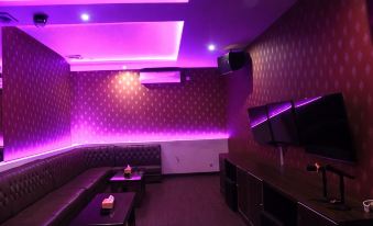 X-Pressbedroom Mutiara-Bekasi