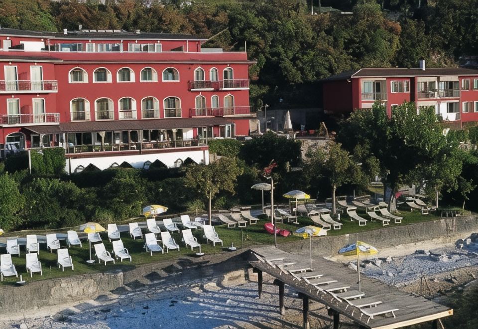 hotel overview picture