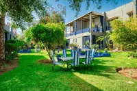 Villas 95 Appart'Hôtel Hotels in 