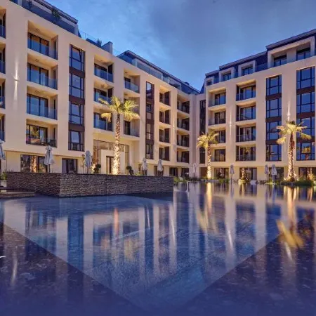 Azur Premium Resort