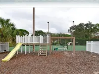 Shorewalk "A Little Piece of Paradise" close to beaches, golf, restaurants, IMG