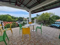 Alona's Traditional Filipino Home Near 100 Islands Wharf Hotel a Bani