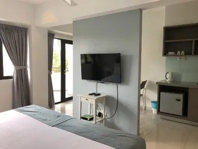 Sri Sayang Resort Service Apartment Hotels in Batu Ferringhi