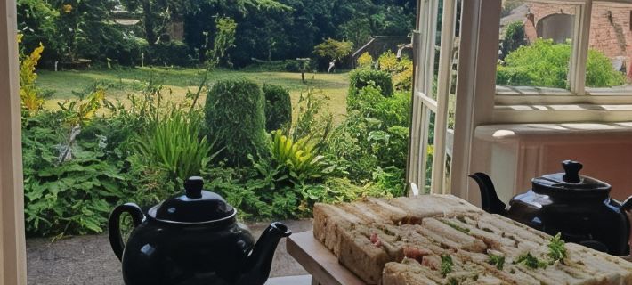 The Manor Guest House Hotels in Stoke-on-Trent