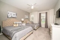 1719Cvt Orlando Newest Resort Community 5 Bedroom Villa by RedAwning