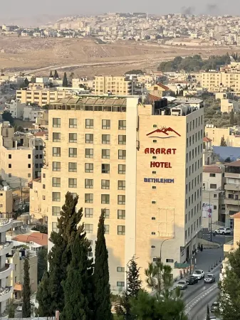 Ararat Hotel Отели в г. Bethlehem