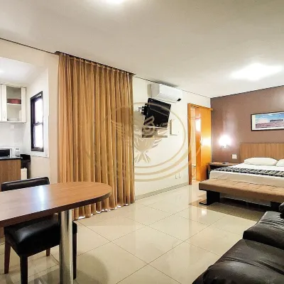 Hotel Crystal Place Hotels near Areiao Park