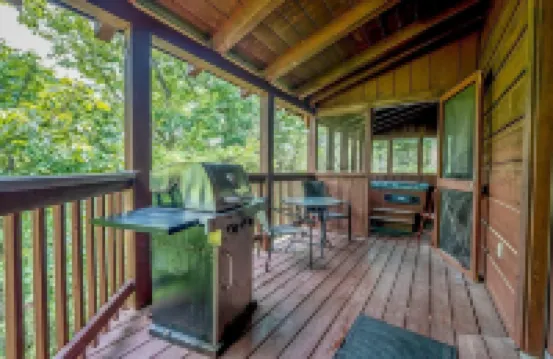 Bean Pot 1 Bedroom Cabin by RedAwning