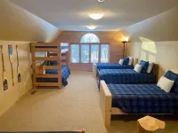 Stunning Family Friendly Lake Home Retreat on Beautiful Lake Darling