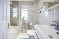 The Lake Hub Hotels in Dagenham