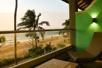 Earl's Regent Negombo - Ocean View