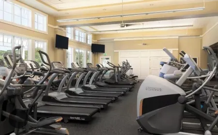 Newly Renovated Riverfront Villa