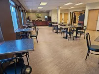 Broadway Inn Conference Center - breakfast