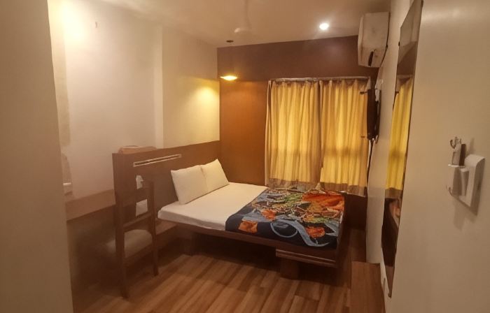Tulsi Motel