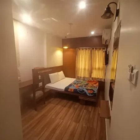 Tulsi Motel