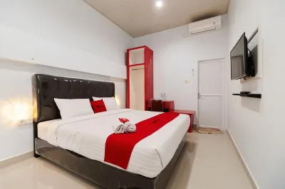 RedDoorz Plus Near Palembang Icon Mall 2 Hotels in Palembang